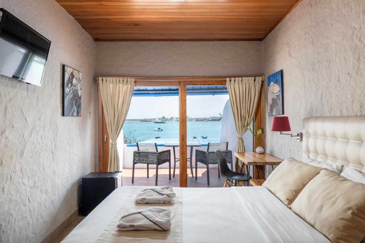 بويرتو أيورا Blu Galapagos Sustainable Waterfront Lodge المظهر الخارجي الصورة