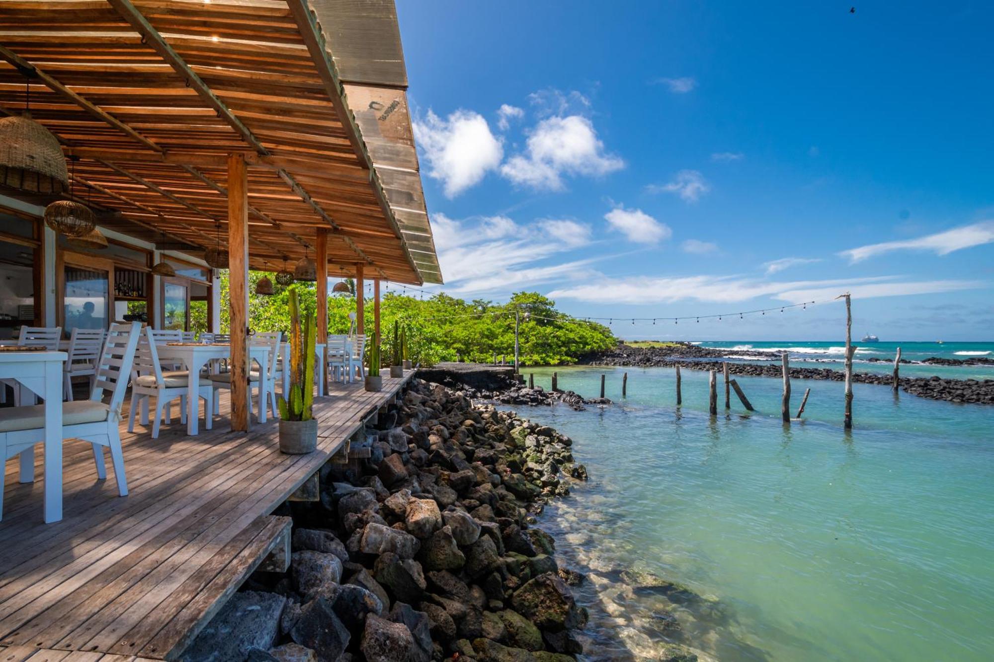 بويرتو أيورا Blu Galapagos Sustainable Waterfront Lodge المظهر الخارجي الصورة